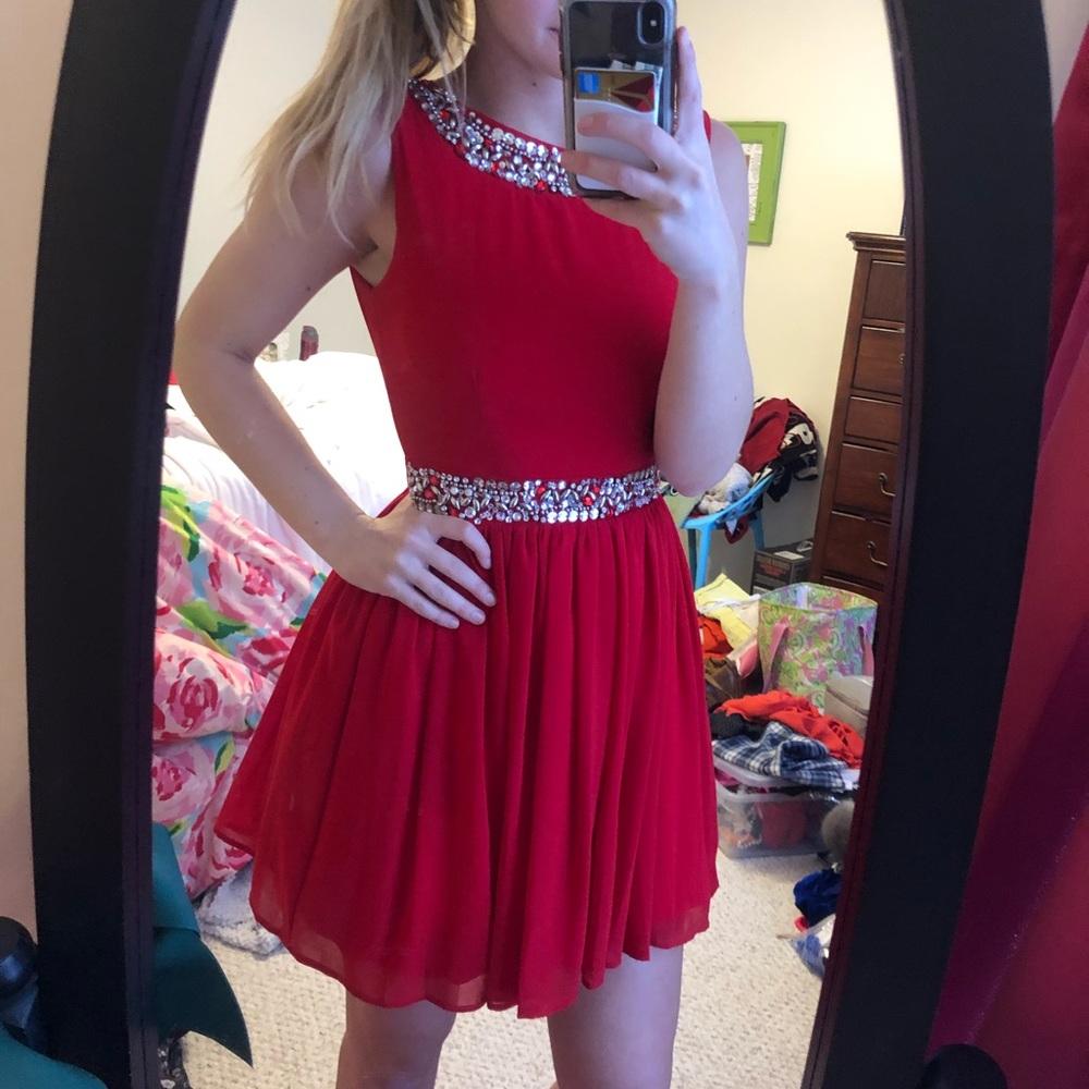 Embellished short formal dress
